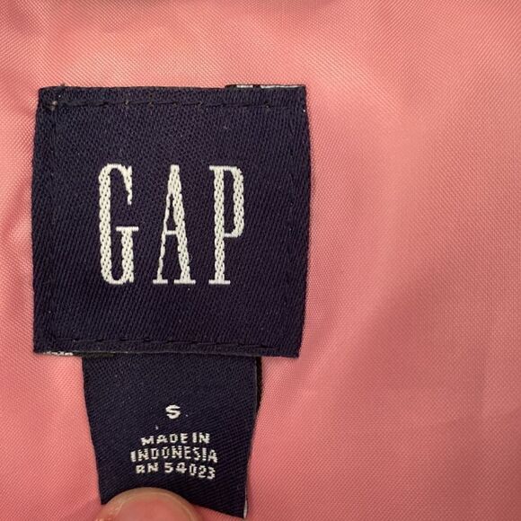 Gap Puffer Vest - Size Small - Picture 6 of 12